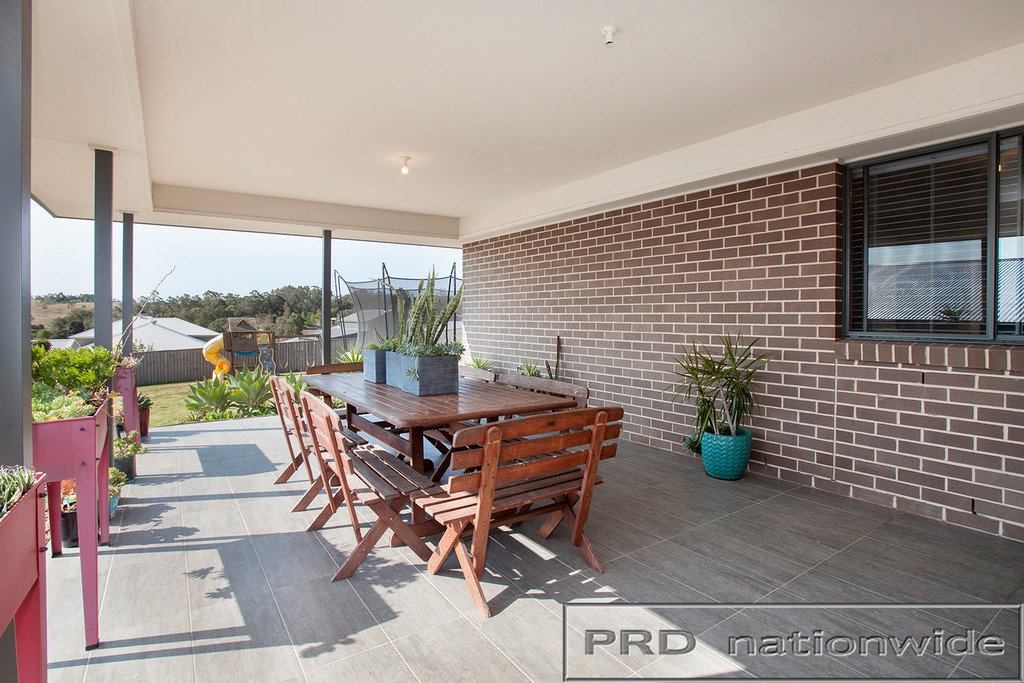 148 Bolwarra Park Drive BOLWARRA HEIGHTS 2