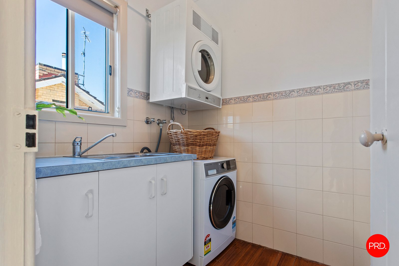 148 Lily Street IRONBARK 9