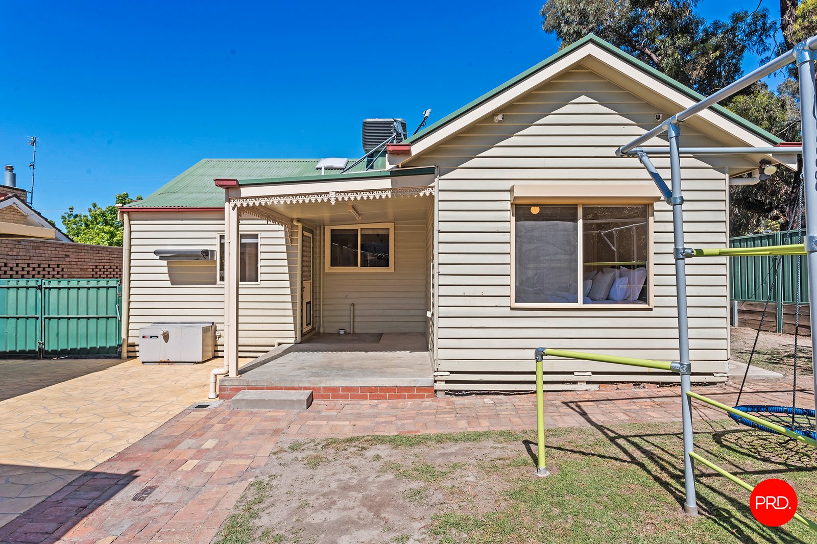 148 Lily Street IRONBARK 13