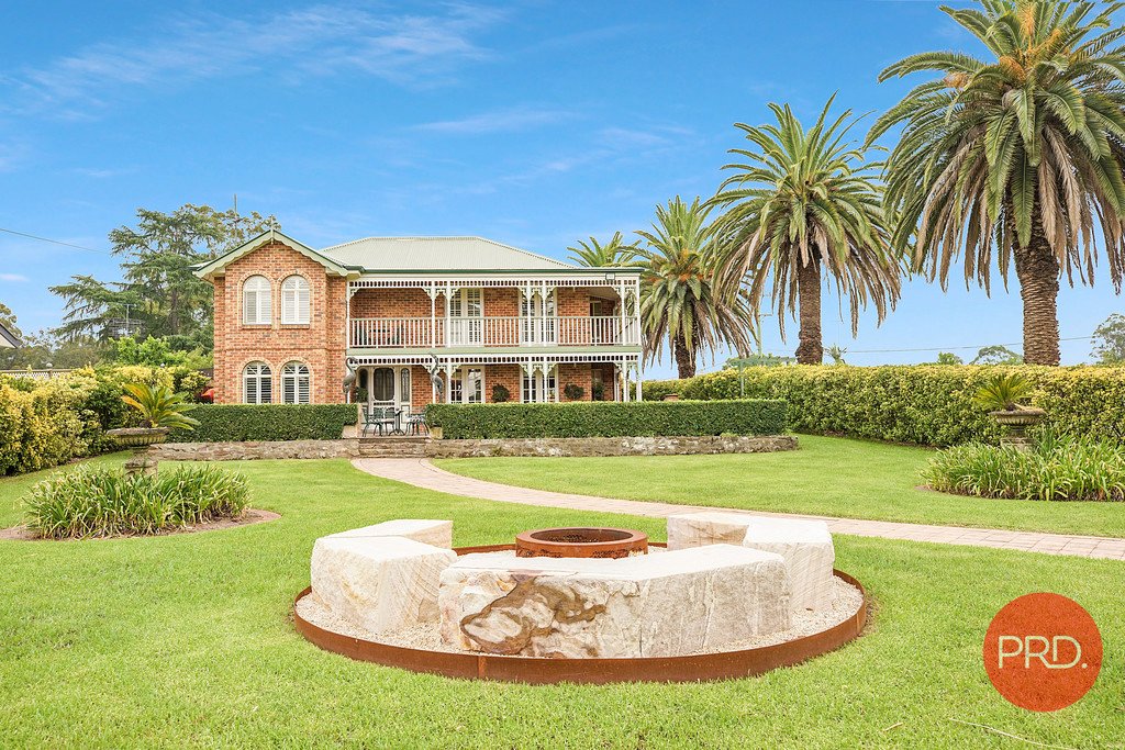 148 River Road LEONAY 2