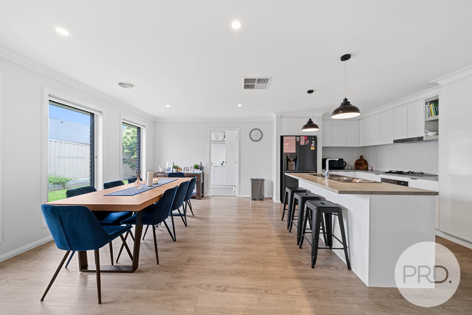 1/48 Ross Parkway GOBBAGOMBALIN 2