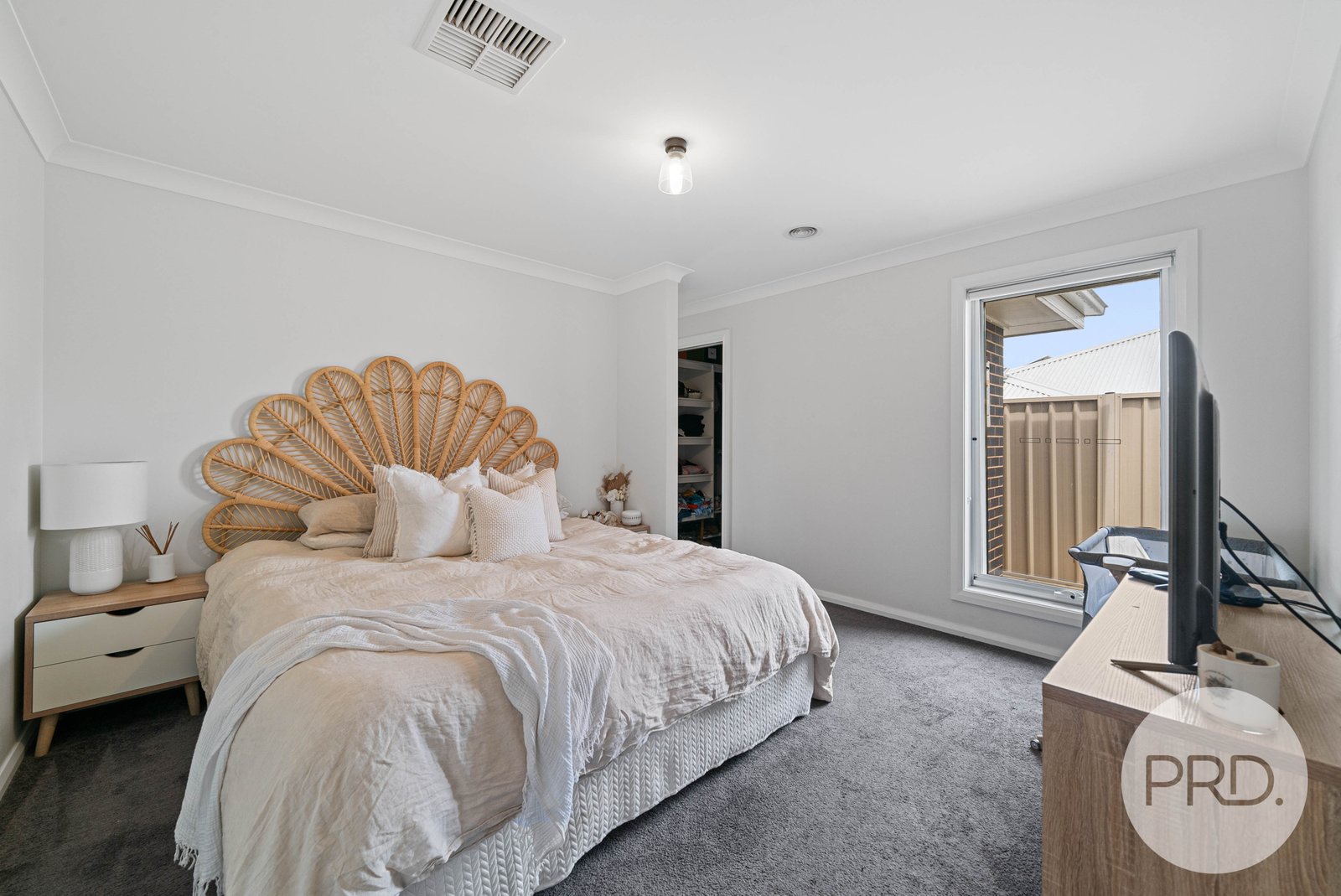 1/48 Ross Parkway GOBBAGOMBALIN 5