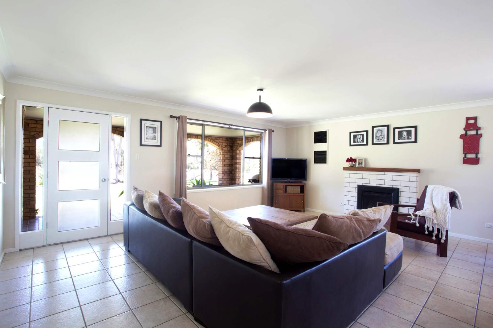 148 ROUGHIT Lane ROUGHIT 3