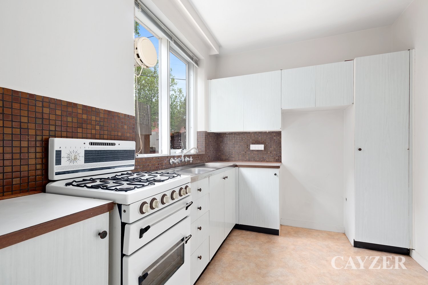 Gallery: 1/48 Southey Street