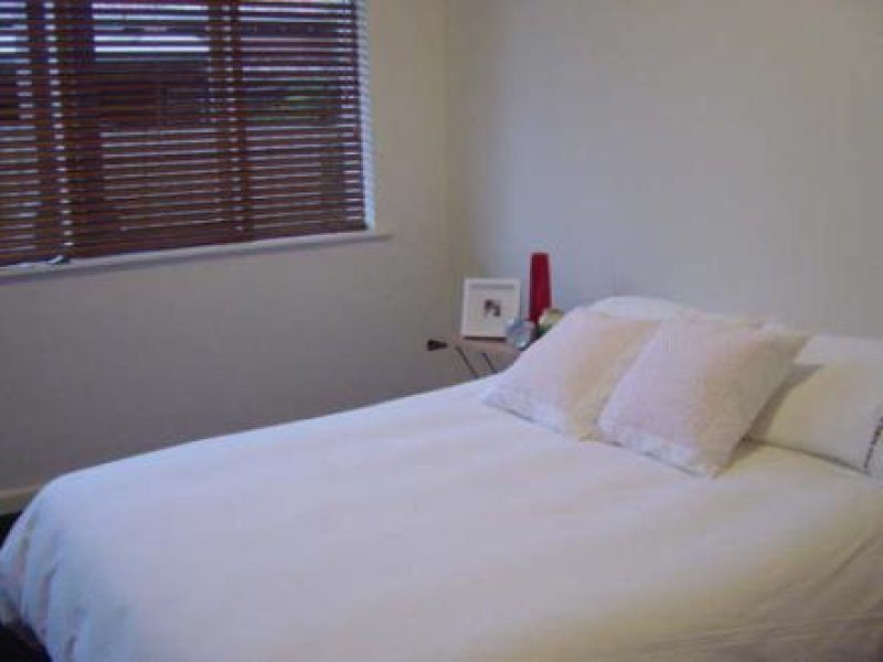 Gallery: 1/48 Waterloo Crescent