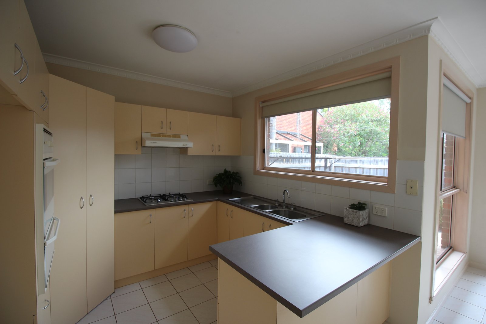 Gallery: 1/480 Balcombe Road
