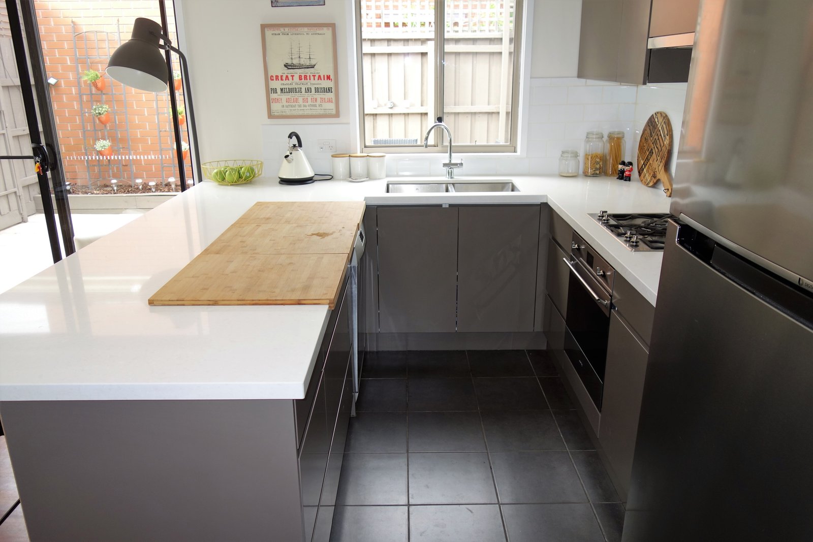 Gallery: 1/481 Bluff Road