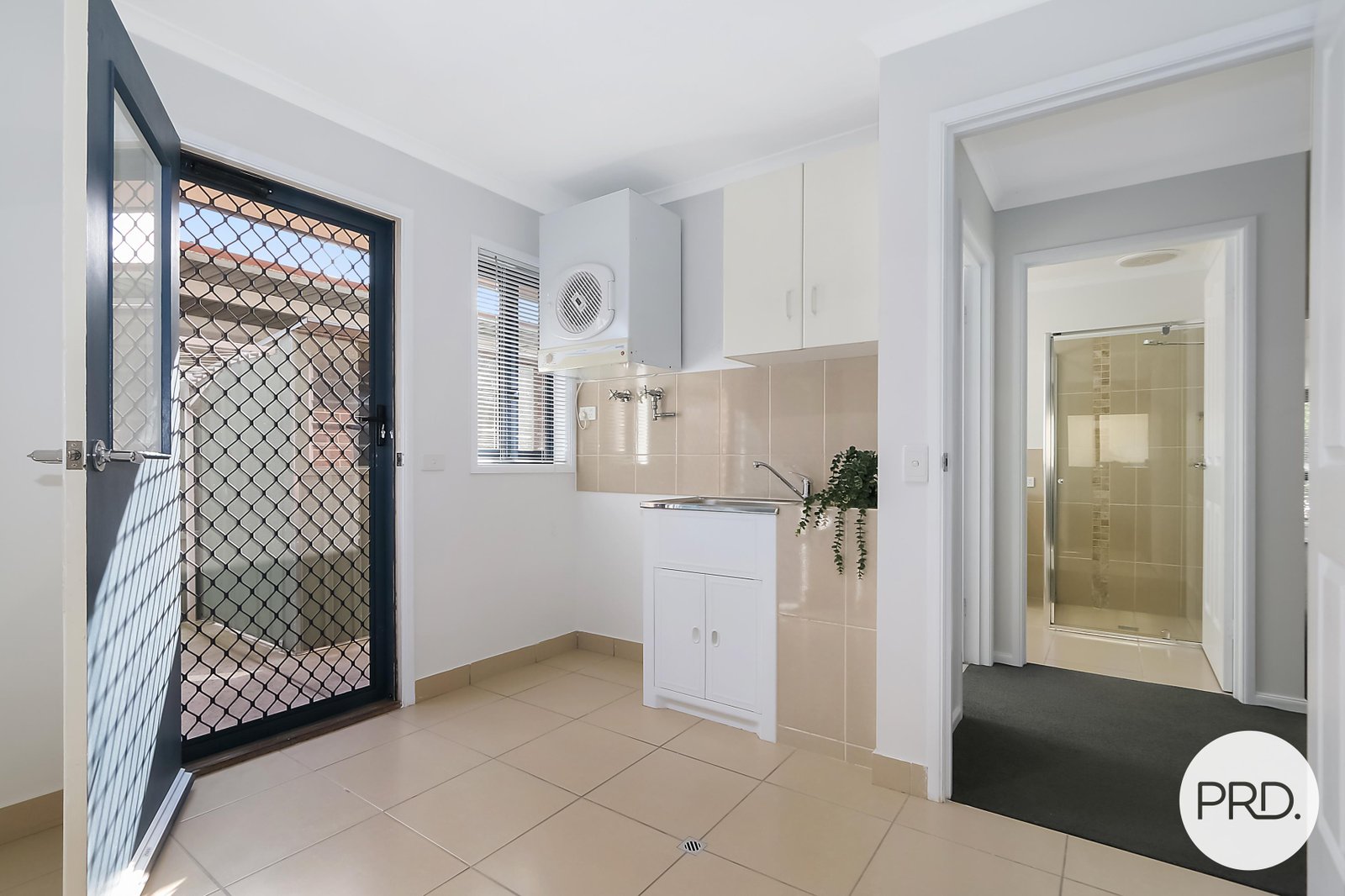 1/485 Kaitlers Road LAVINGTON 11