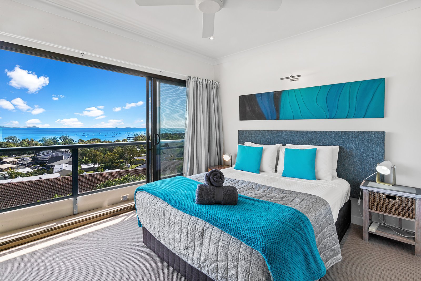 148/6 Eshelby Drive CANNONVALE 9