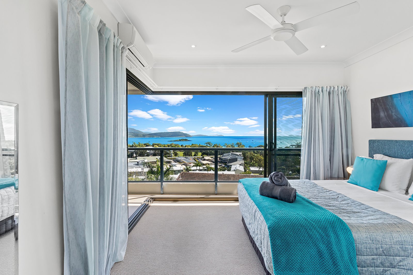 148/6 Eshelby Drive CANNONVALE 10