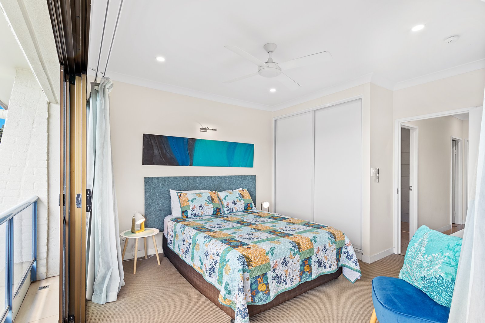 148/6 Eshelby Drive CANNONVALE 17