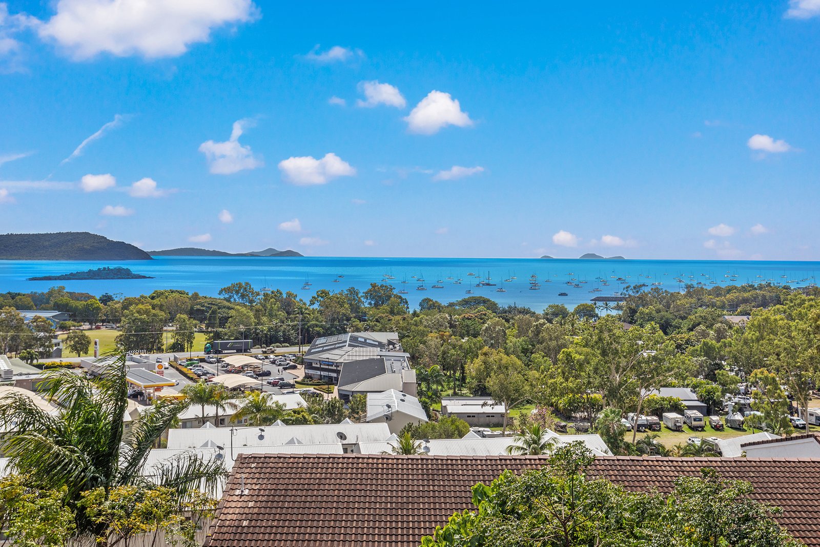 148/6 Eshelby Drive CANNONVALE 22