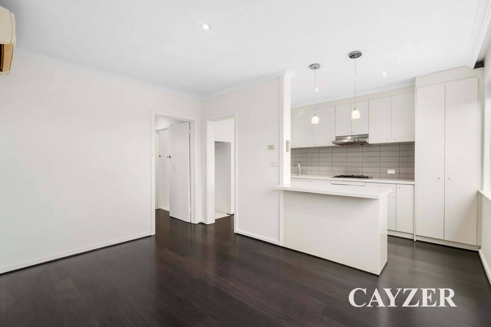 Gallery: 14/86 Park Street