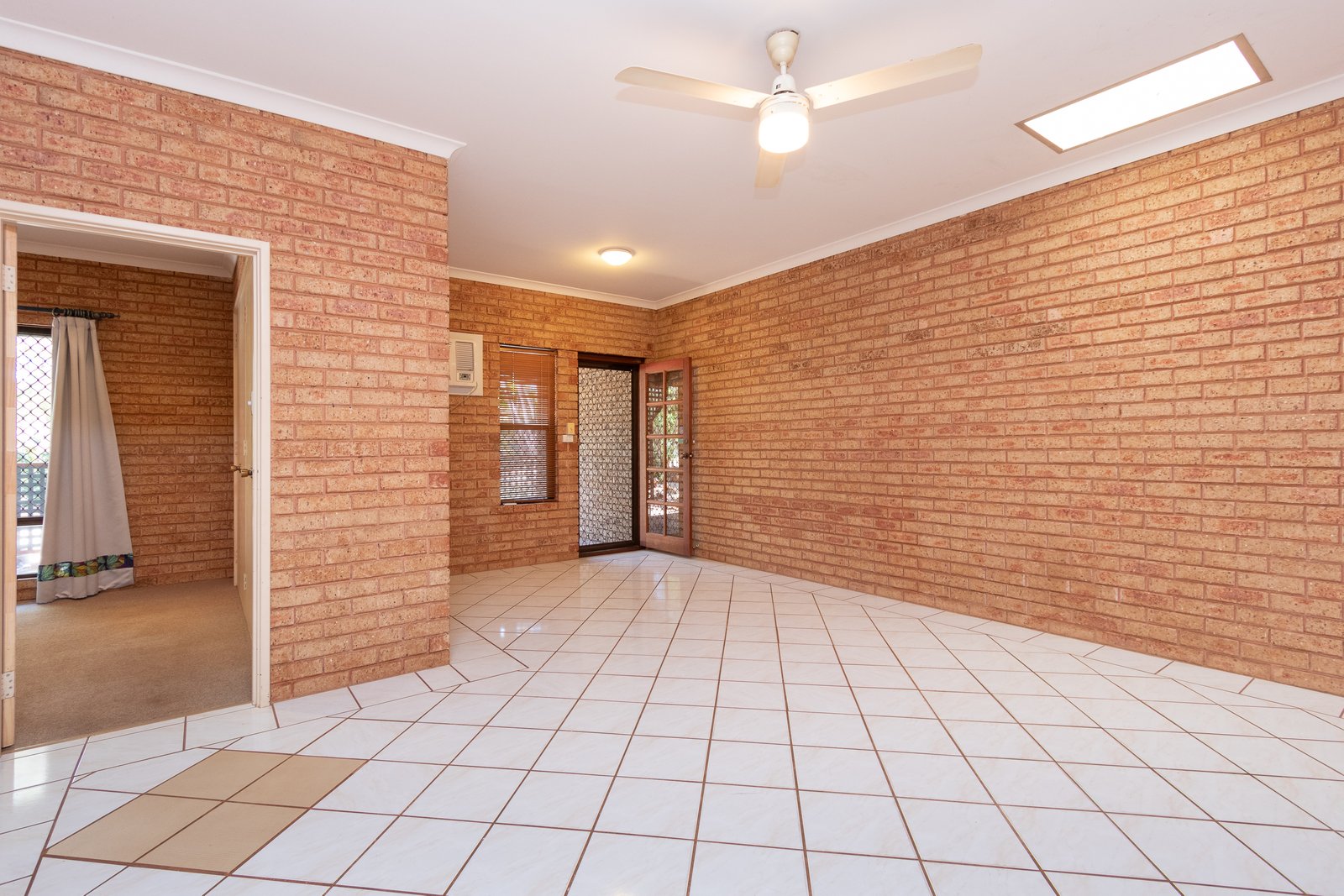 148b Reid Road CABLE BEACH 21