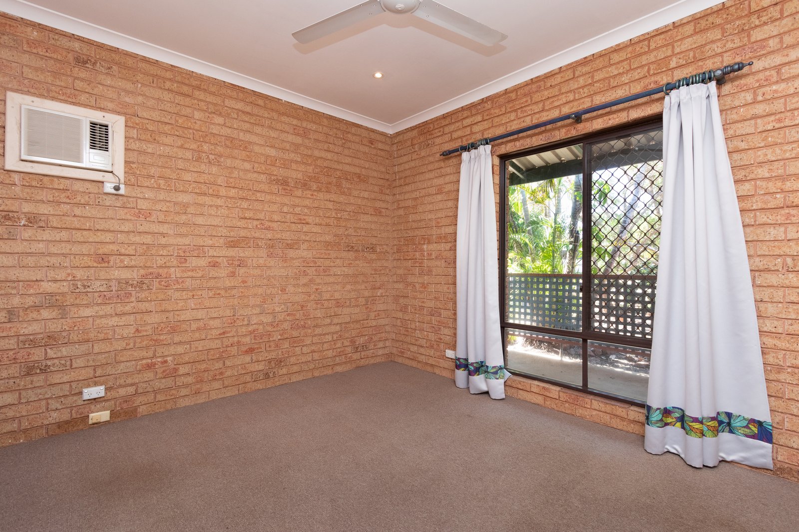 148b Reid Road CABLE BEACH 28