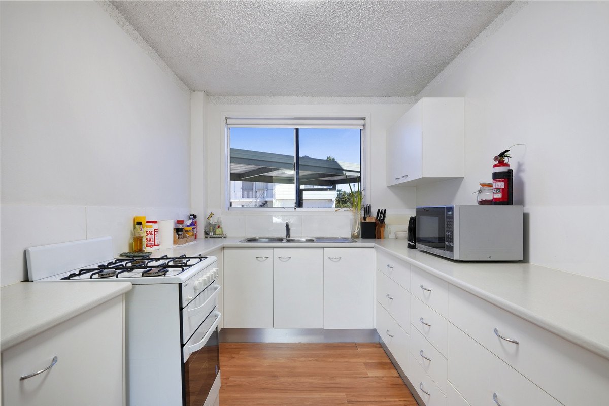 1/49 Back Street Biggera Waters 8