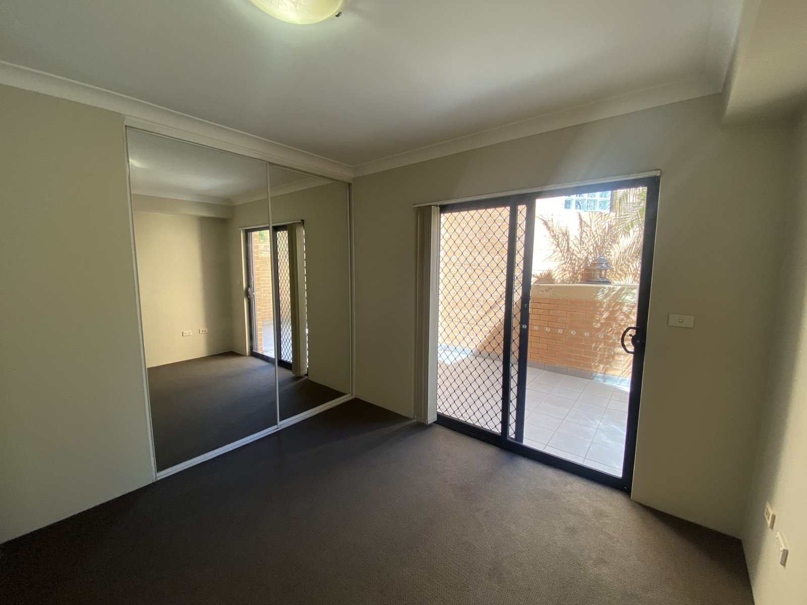 1/49 Bathurst Street LIVERPOOL 6