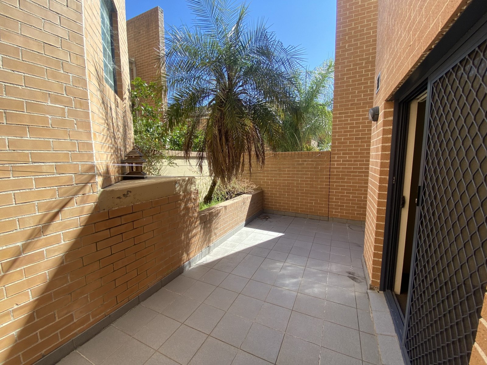 1/49 Bathurst Street LIVERPOOL 10