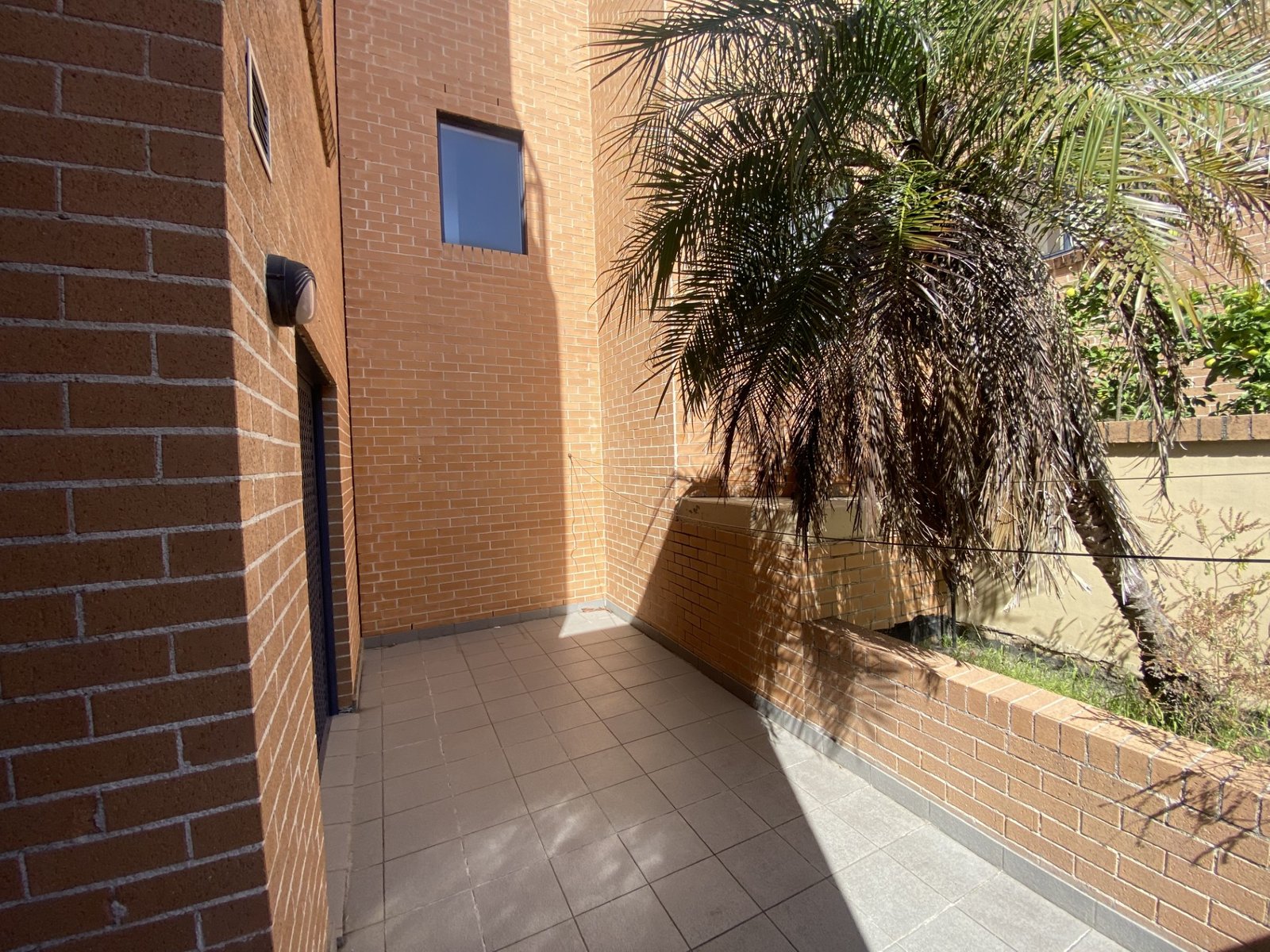 1/49 Bathurst Street LIVERPOOL 11