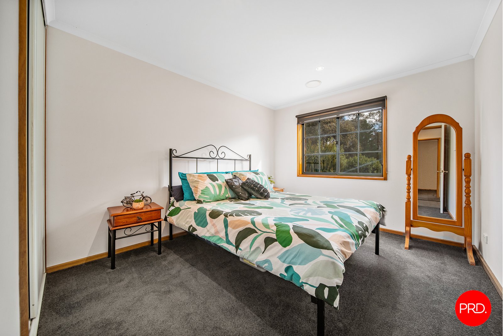 149 Edwards Road KENNINGTON 19