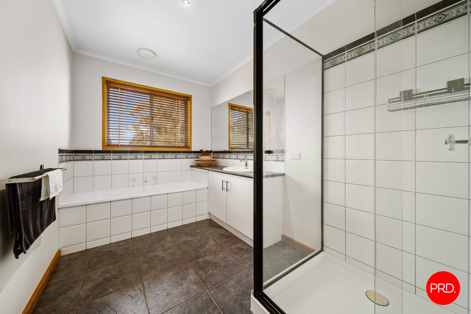 149 Edwards Road KENNINGTON 21