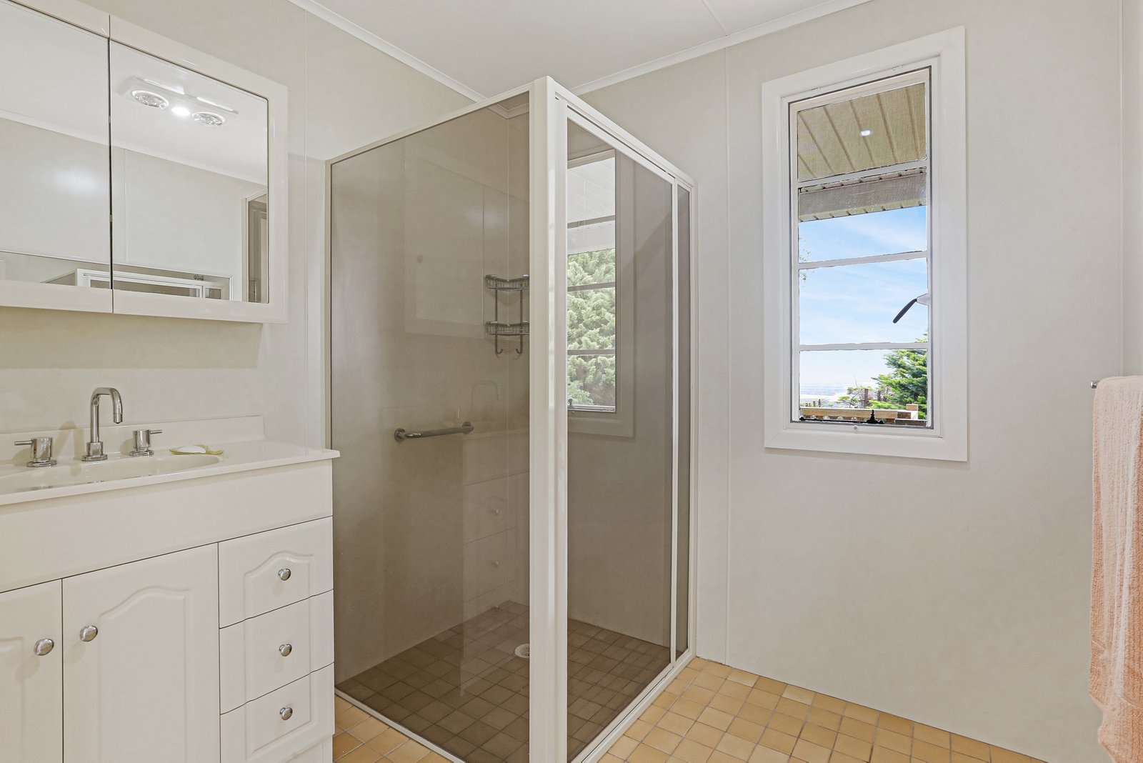 149 Farmborough Rd  FARMBOROUGH HEIGHTS 6