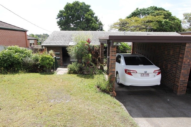 1/49 Kumbari Avenue SOUTHPORT 4