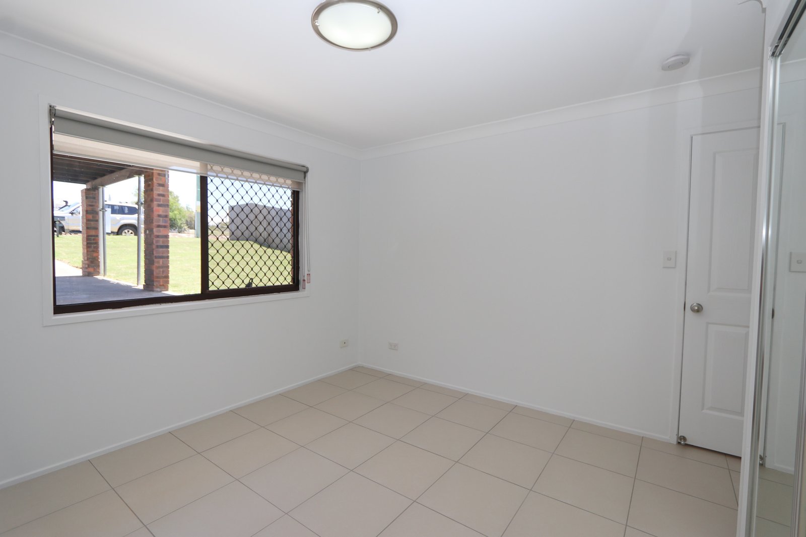 1/49 Kumbari Avenue SOUTHPORT 8