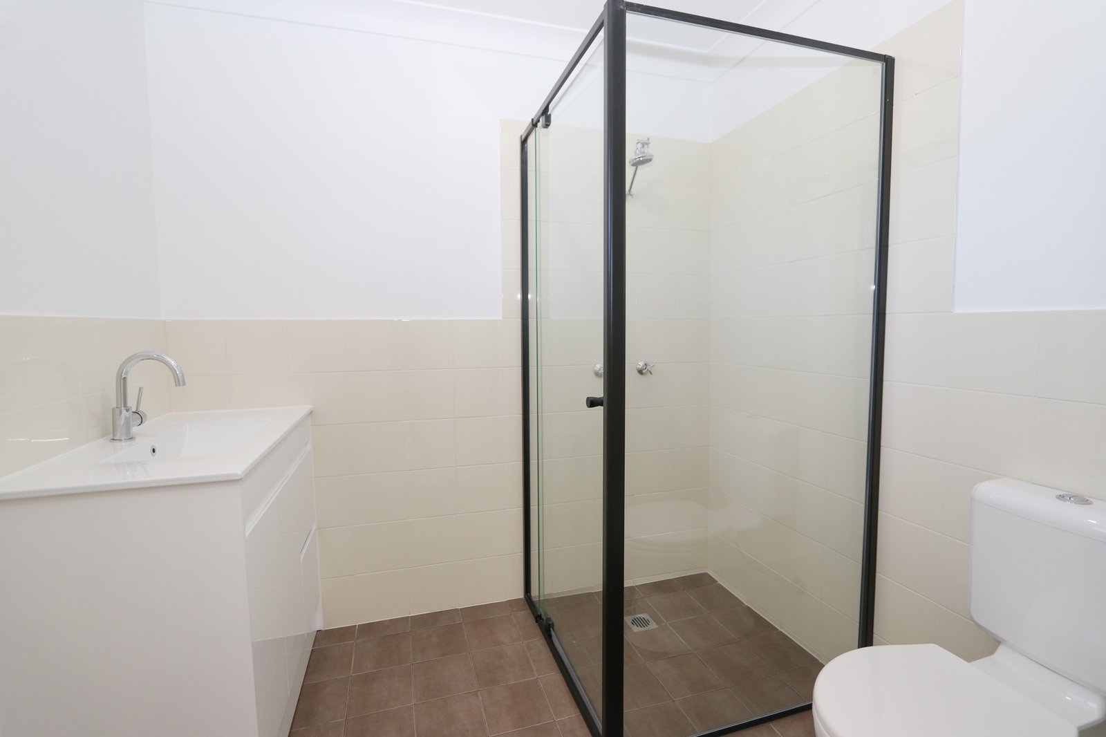 1/49 Kumbari Avenue SOUTHPORT 10