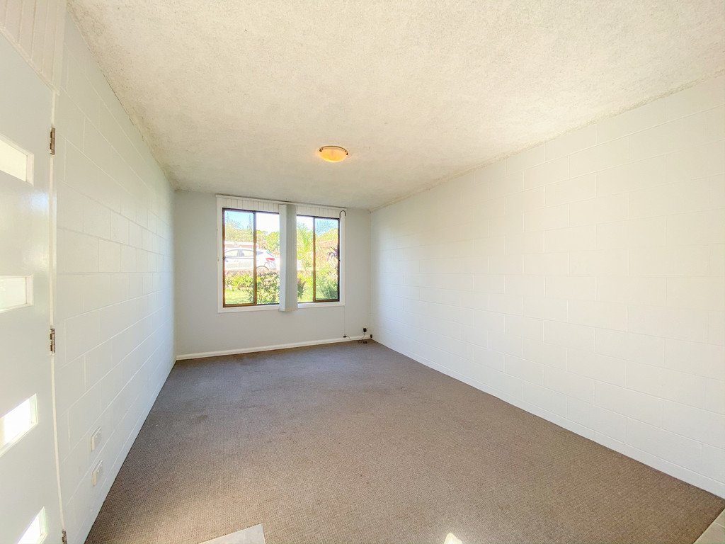 1/49 Tomaree Road SHOAL BAY 4