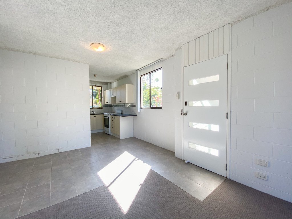 1/49 Tomaree Road SHOAL BAY 8