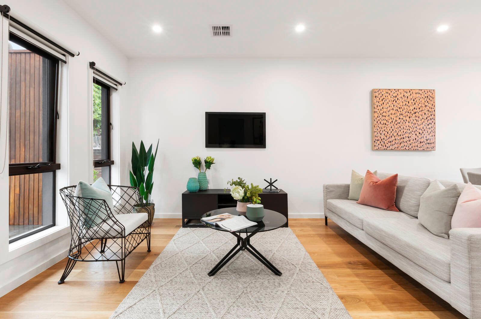 Gallery: 1494C Dandenong Road