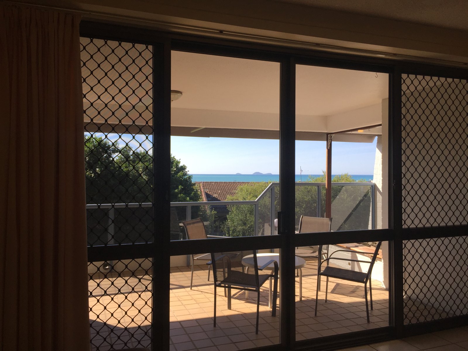 149/6 Eshelby Drive 'Harbour Apartments'  CANNONVALE 2