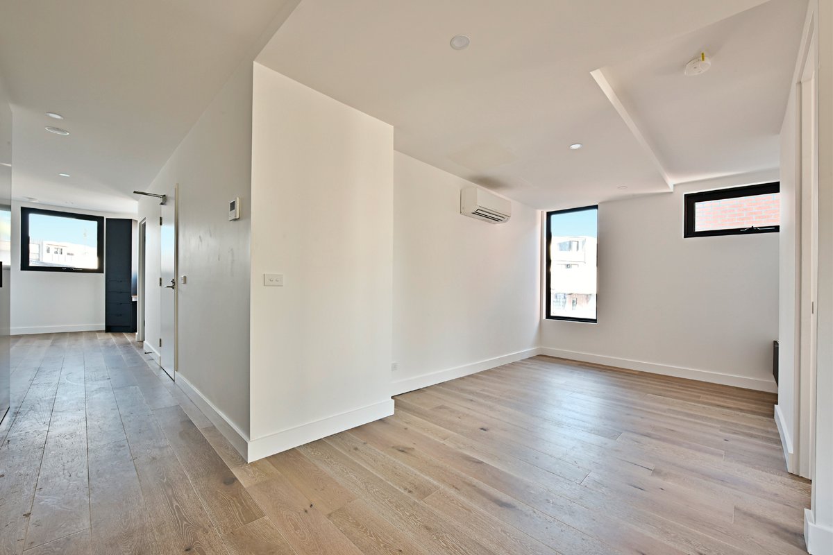 Gallery: 1/499a Highett Road
