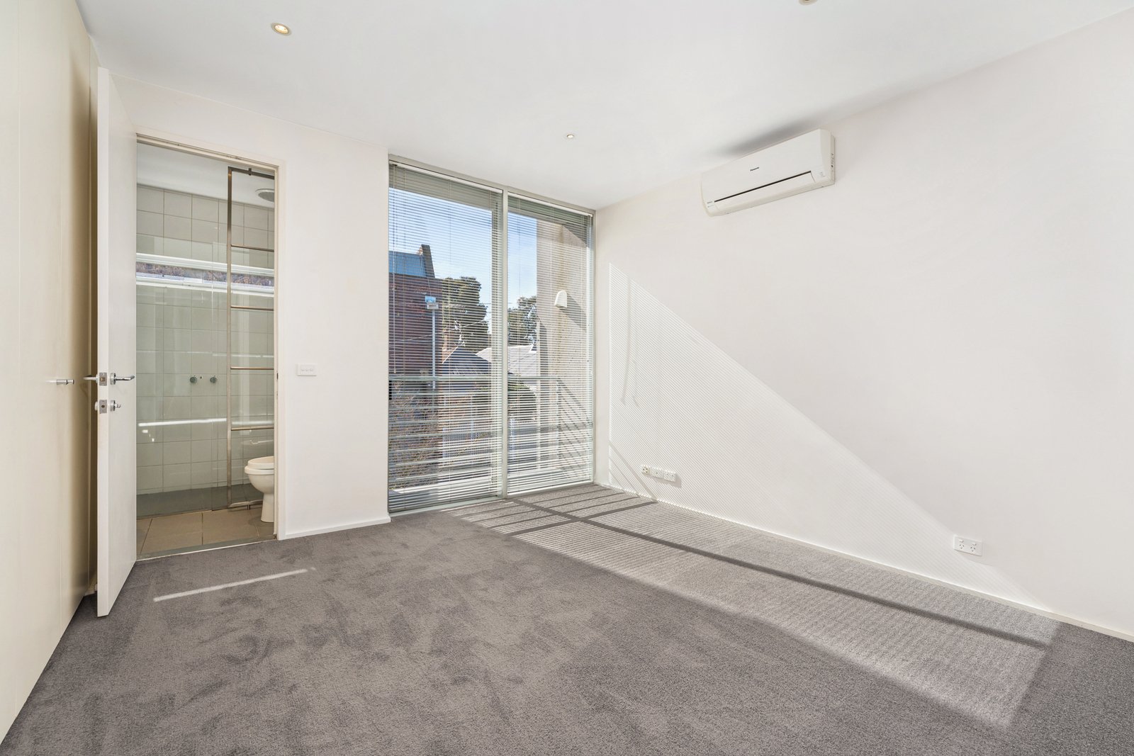 14A Aberdeen Road, Prahran, 3181