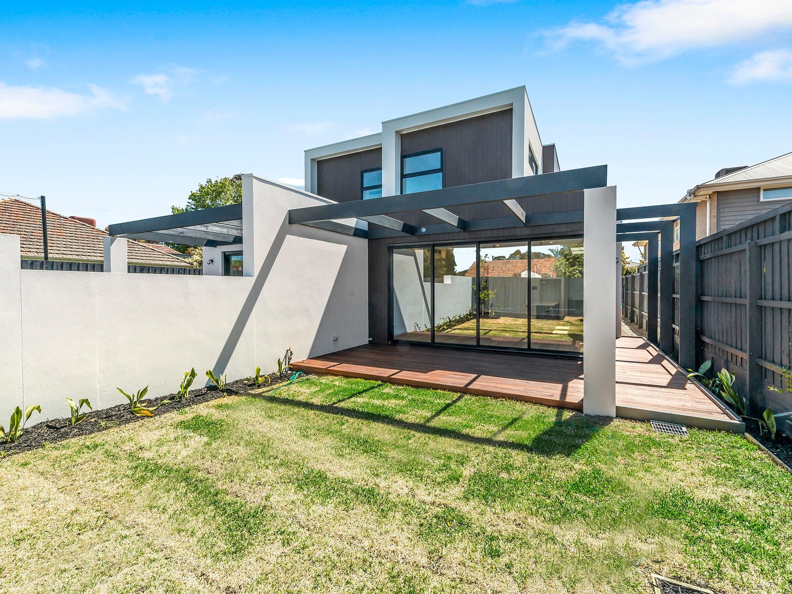 Gallery: 14A & B Field Street