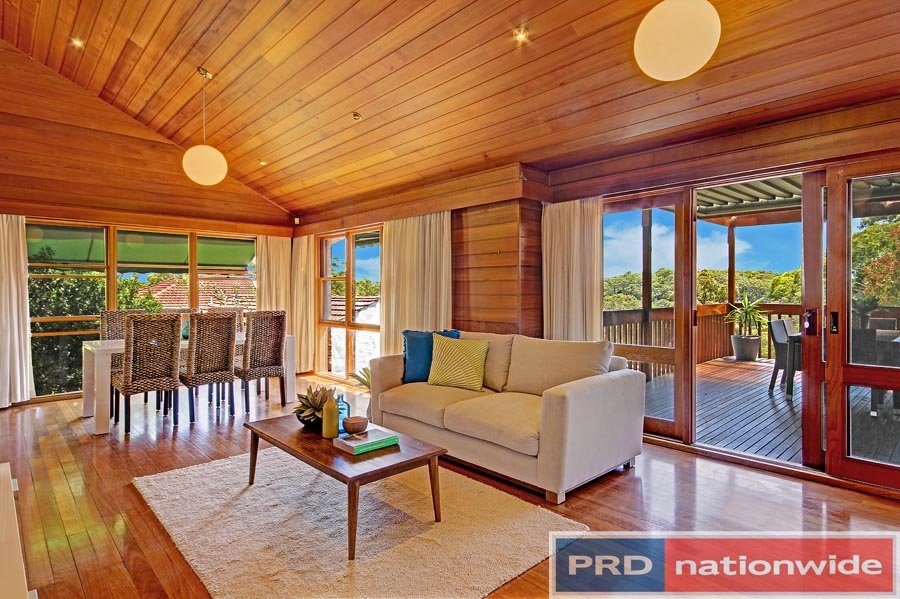 14A Boronia Parade LUGARNO 1