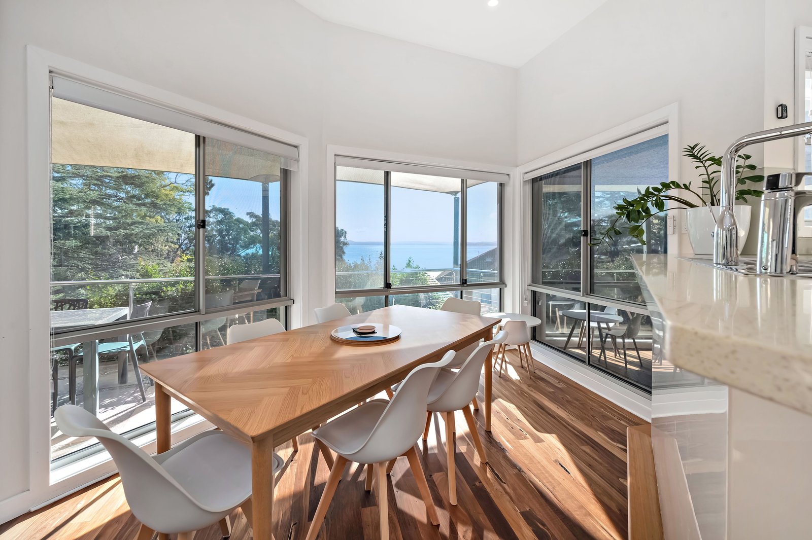 14A Christmas Bush Avenue NELSON BAY 11