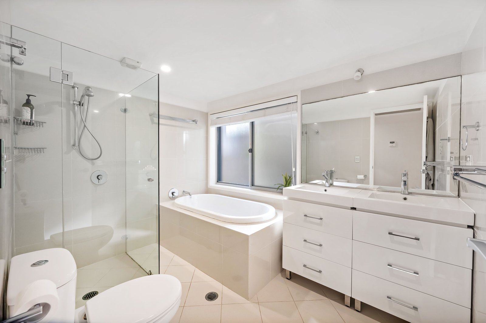 14A Christmas Bush Avenue NELSON BAY 24