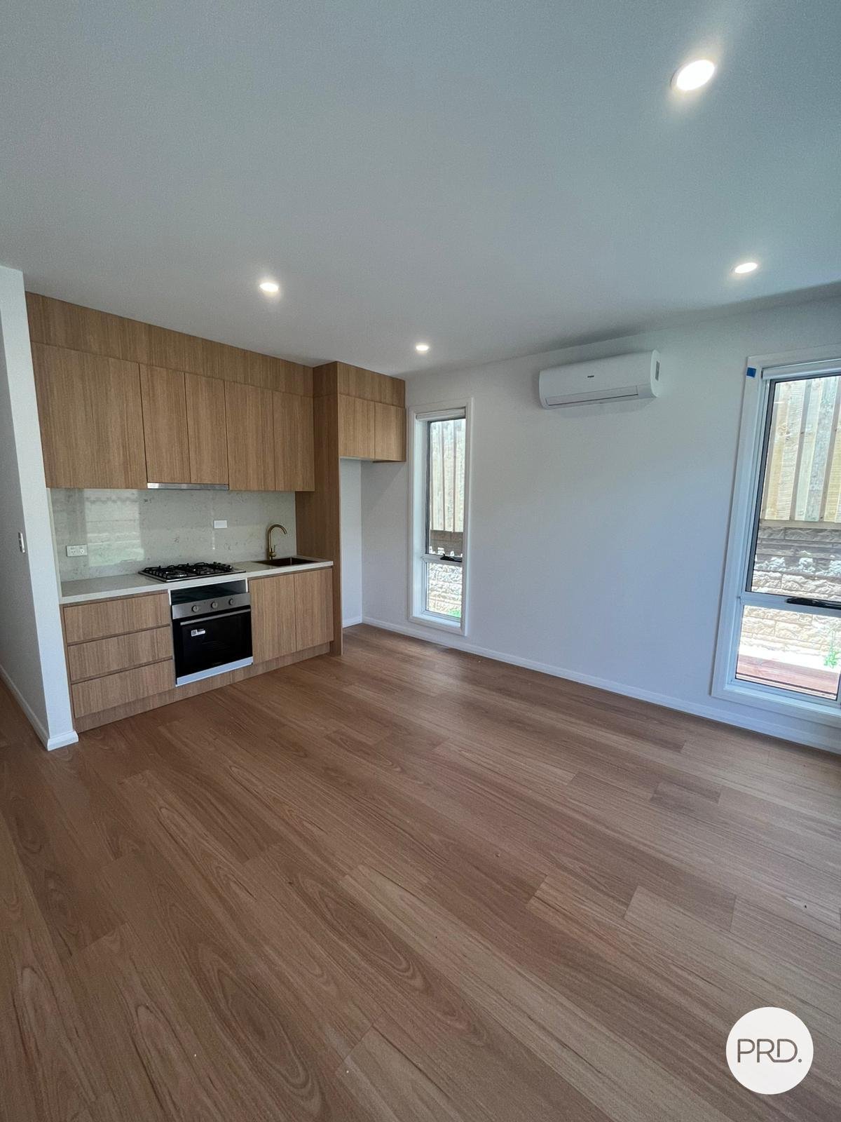 14A Crisp Street MENANGLE PARK 8