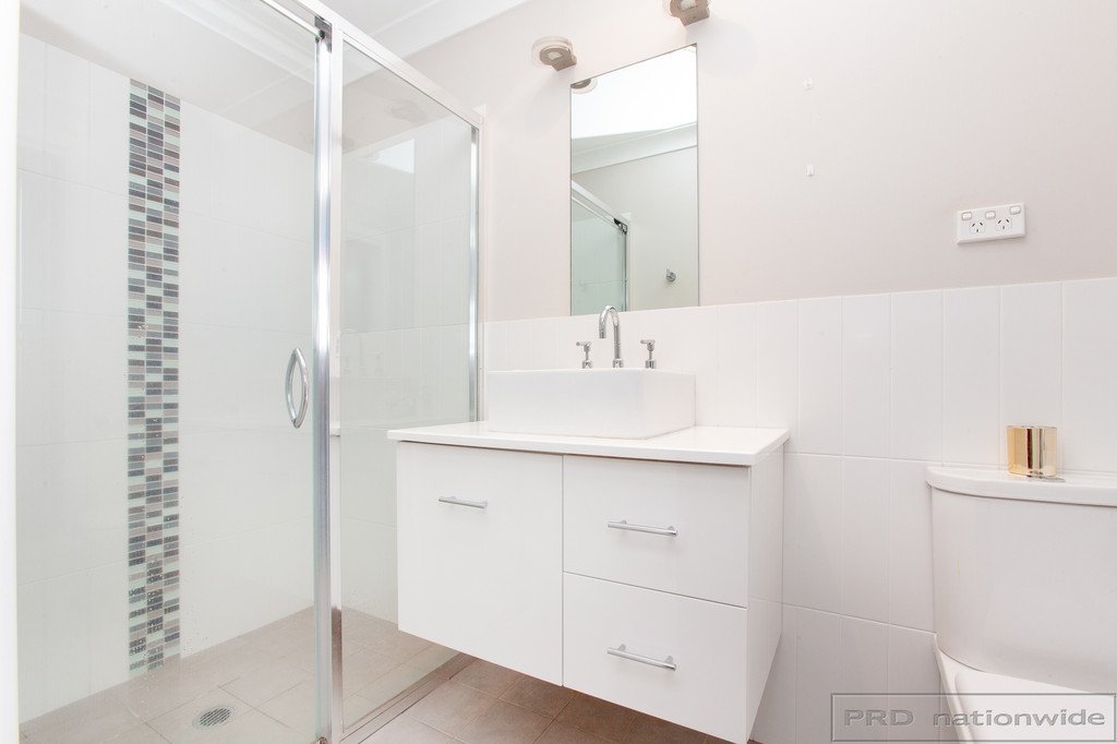 14a Elkin Close RAWORTH 9