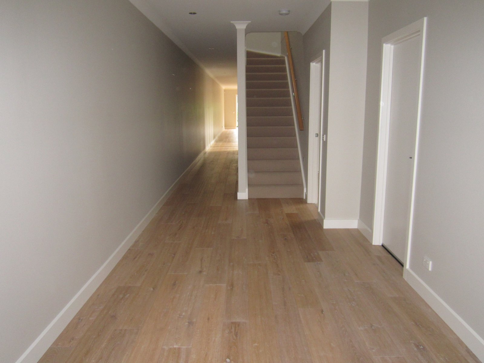 Gallery: 14a Hinkler Avenue