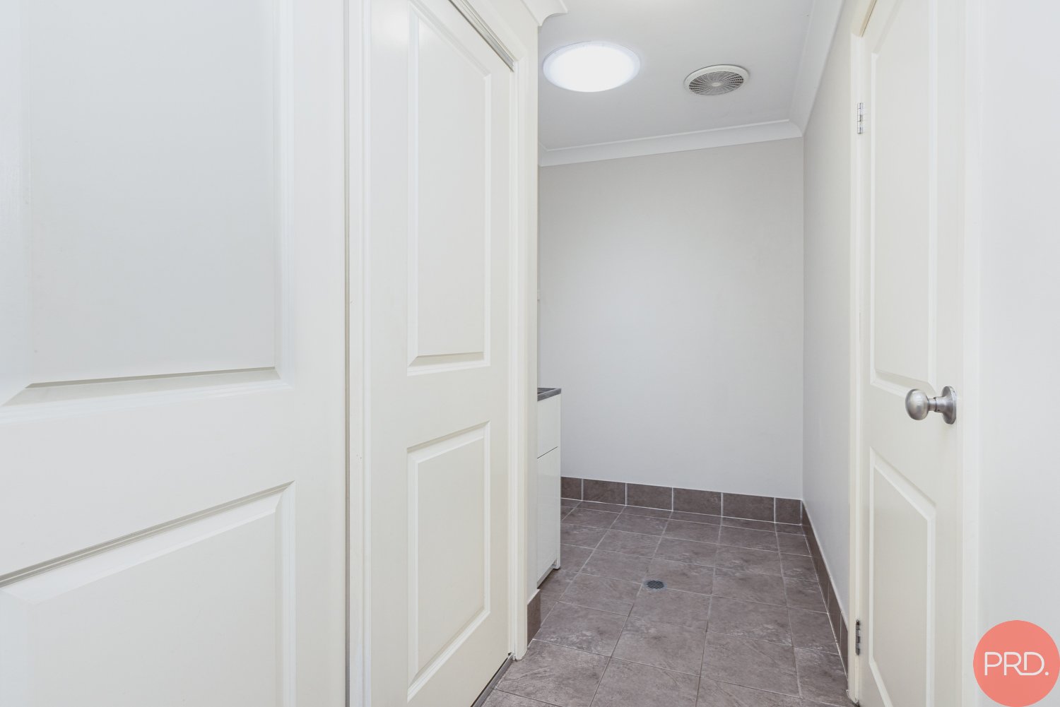 14A Honeysuckle Drive ABERGLASSLYN 7