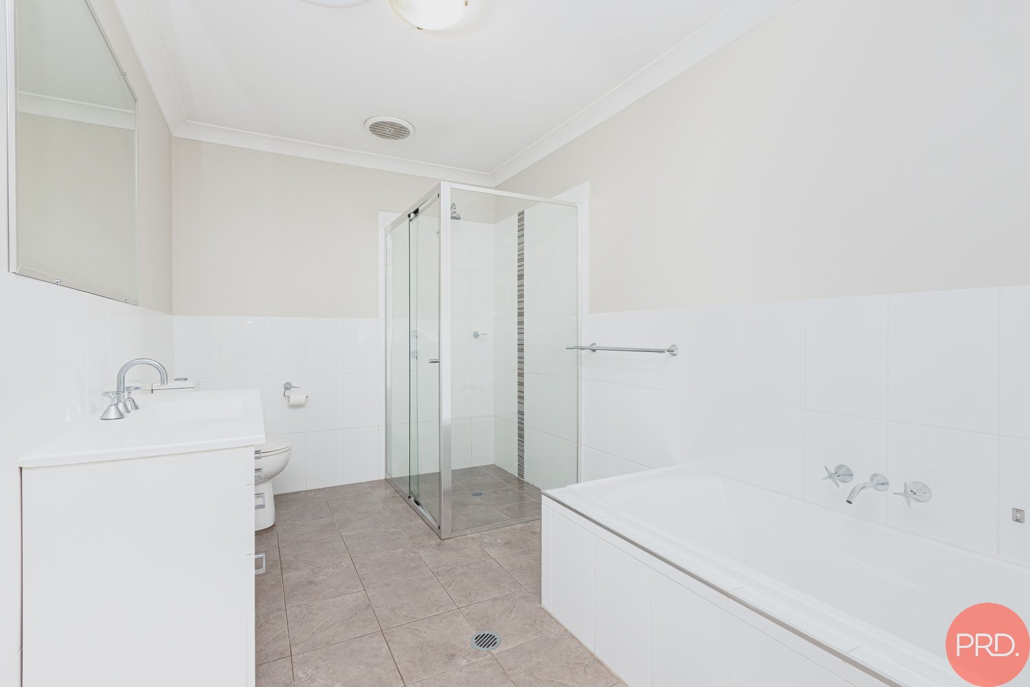 14A Honeysuckle Drive ABERGLASSLYN 8
