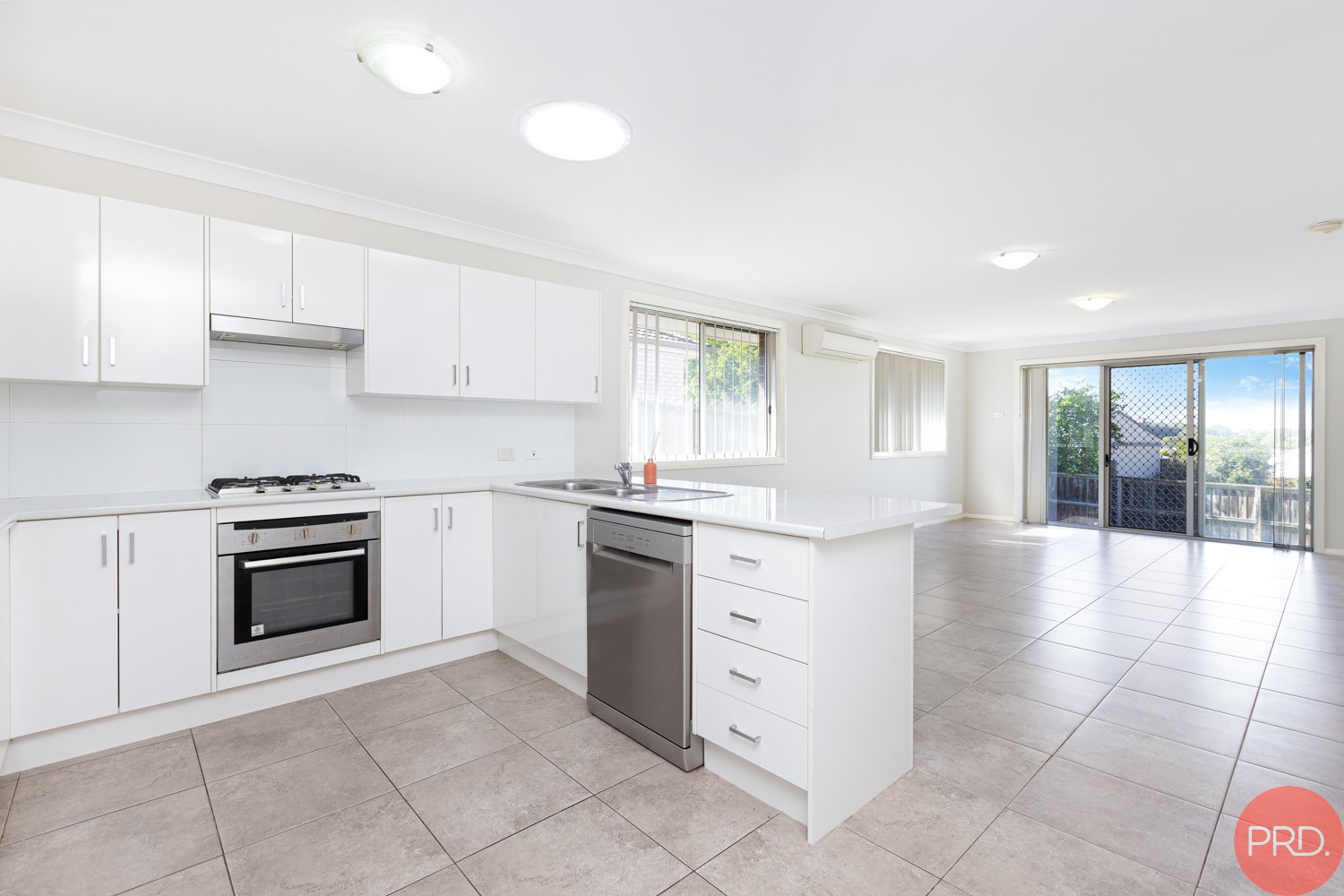 14A Honeysuckle Drive ABERGLASSLYN 9