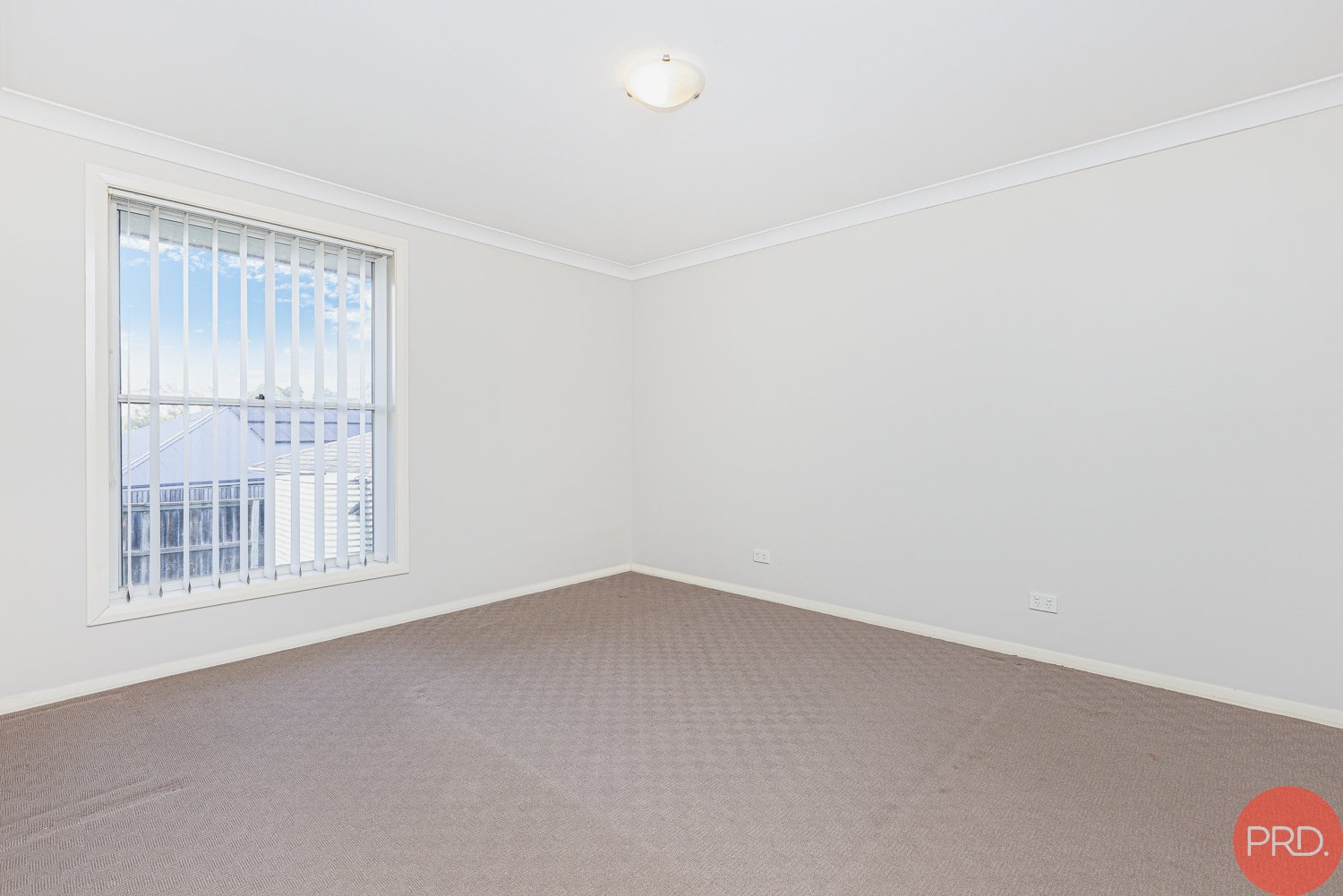 14A Honeysuckle Drive ABERGLASSLYN 16