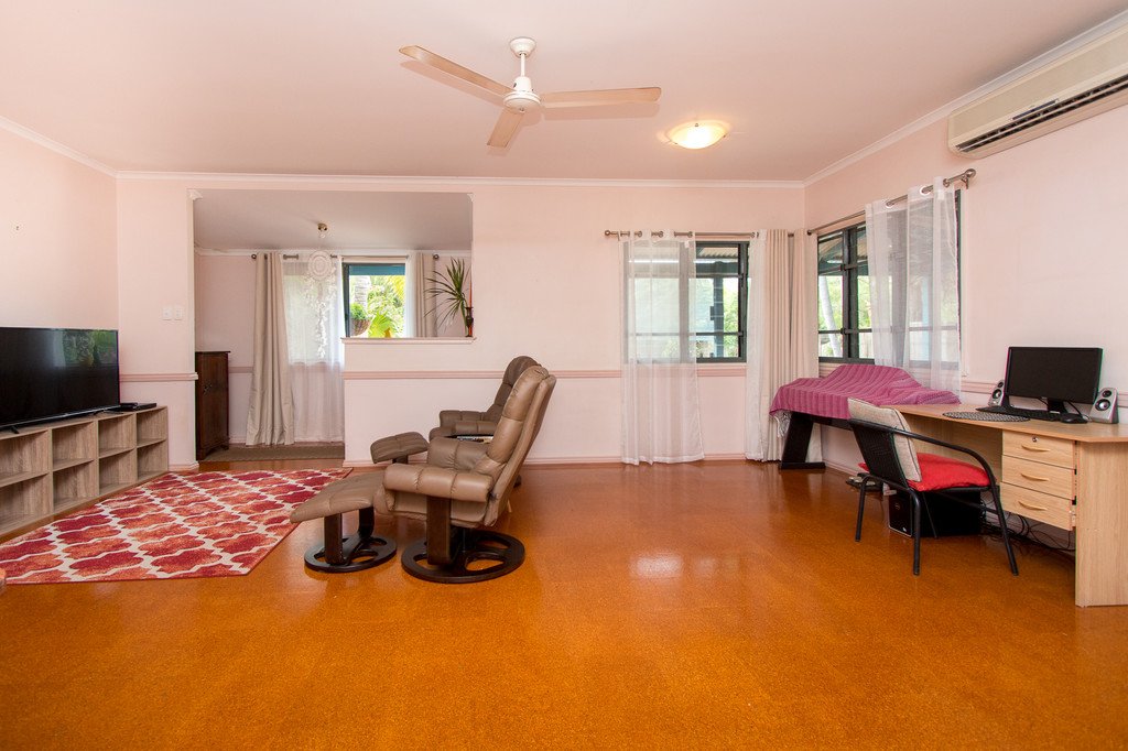 14a Howe Drive CABLE BEACH 15