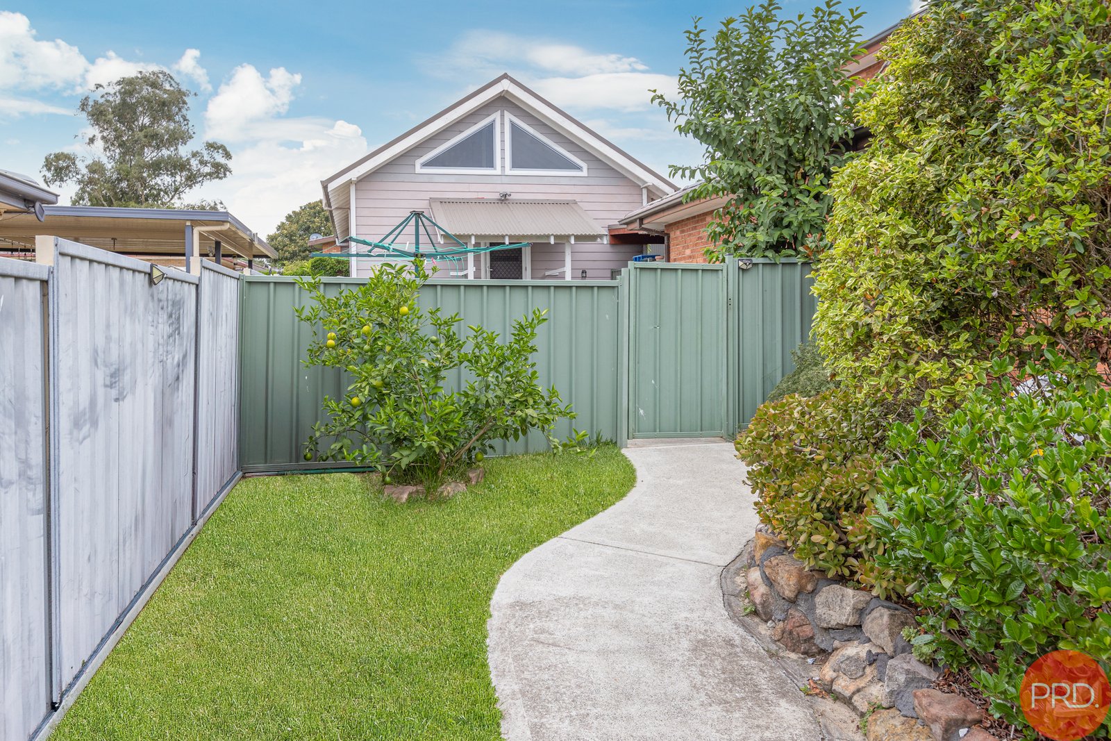 14A Nathan Close METFORD 1