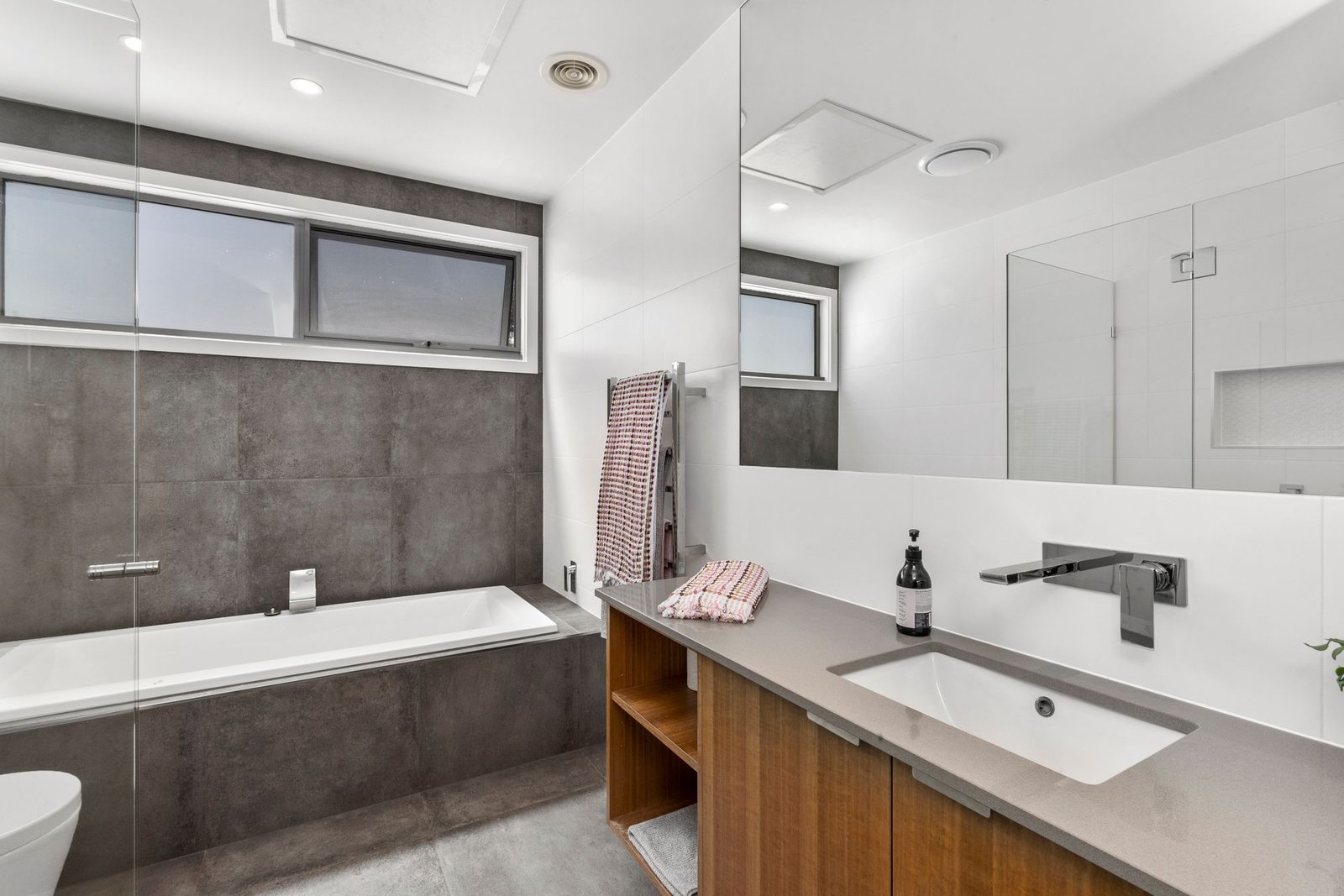 Real Estate and Property in 14A Thorn Street , Barwon Heads, VIC