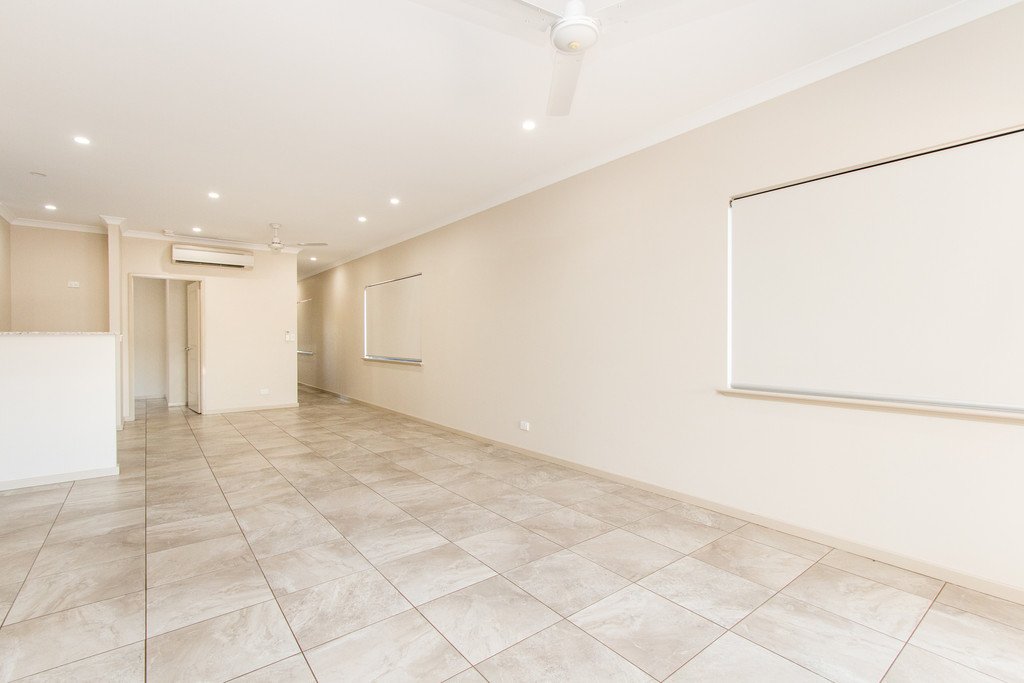 14a Yamasaki Vista BILINGURR 18